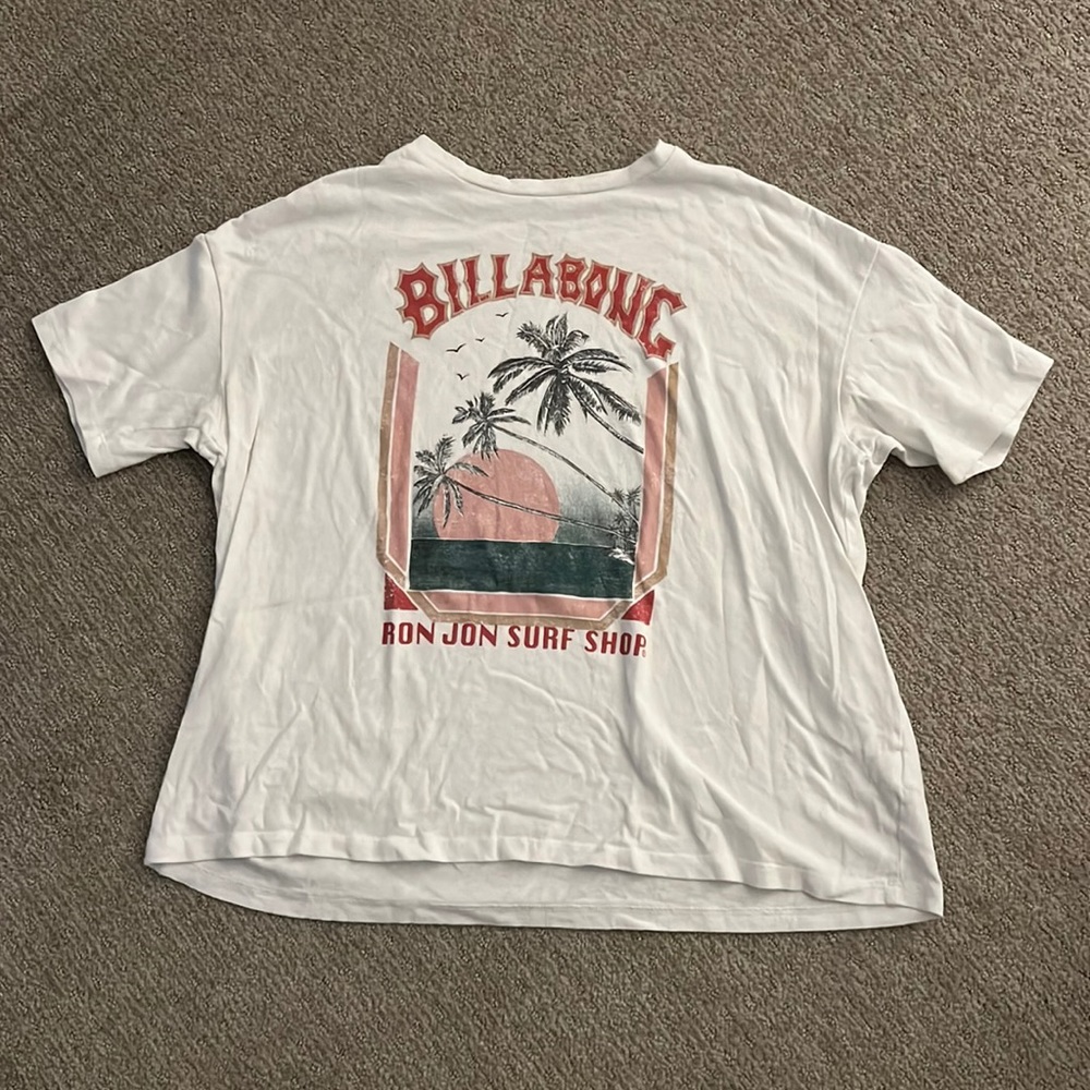 Billabong tee shirt great condition and looks brand new